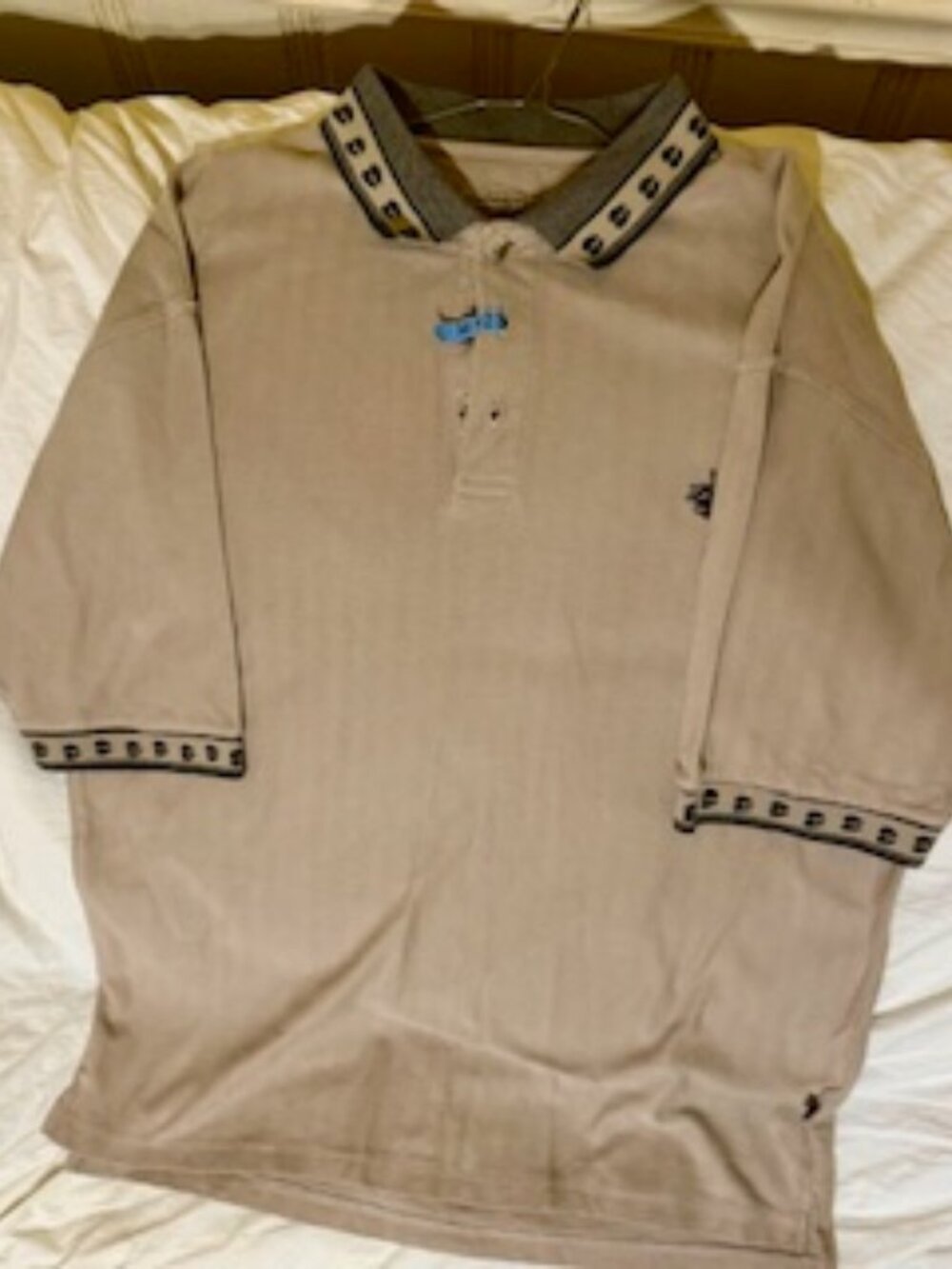 Legendary Original Deer Gear Large Cream Like New Polo Shirt Non-smoker